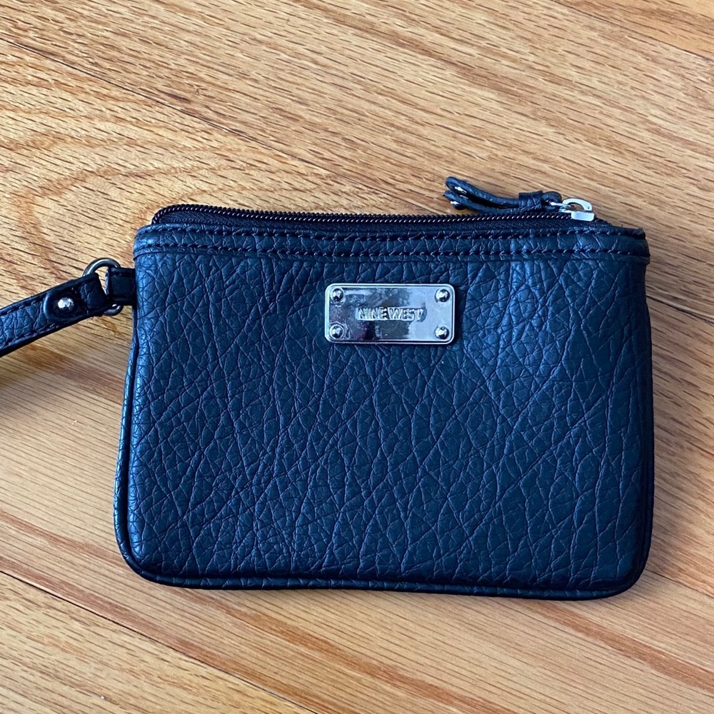Nine West wristlet pouch